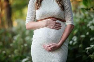pregnant patient and medical provider